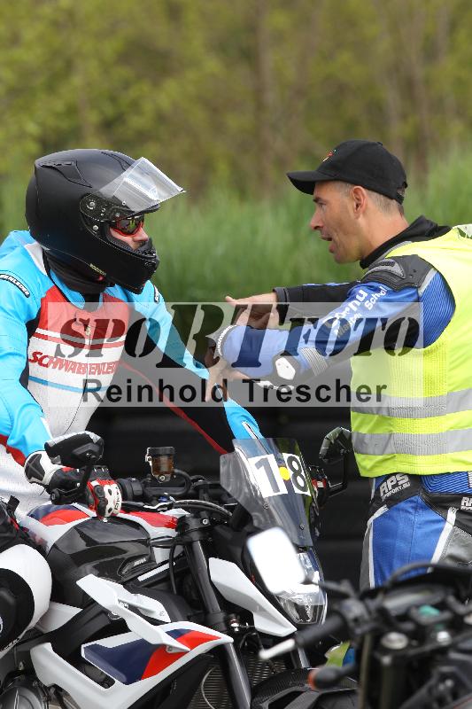 Archiv-2025/10 23.04.2025 Cornu Master School ADR/rot-rouge/18